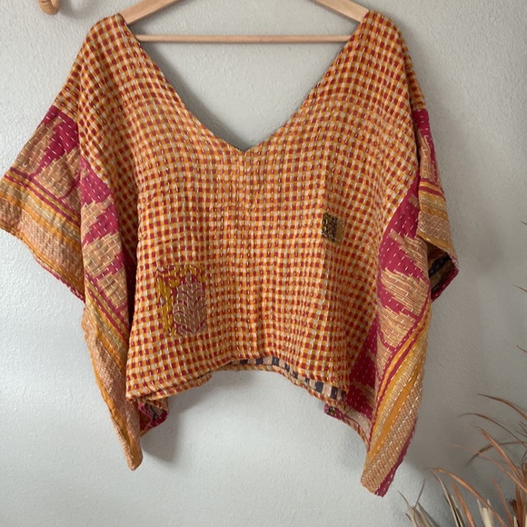 Kantha Bae V Neck Crop Top NEW - Picture 3 of 4